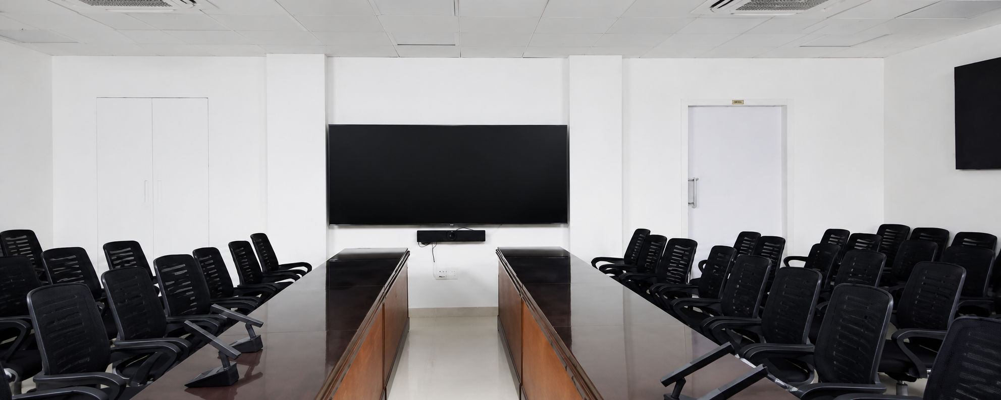 Samsung 105 Inch Commercial Display Installation at MTC Chennai Boardroom